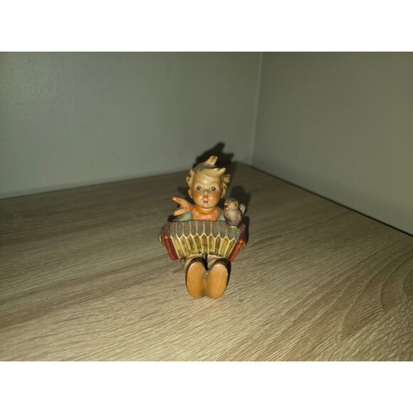 Goebel Hummel LET'S SING 3" Figurine 110/0 TMK4 in Nice Cond! Boy w/ Accordion - Picture 1 of 6